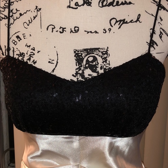 Black and white dress - Picture 3 of 7